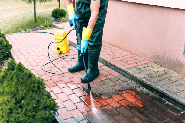 Best Commercial Pressure Washing in Friendswood, TX